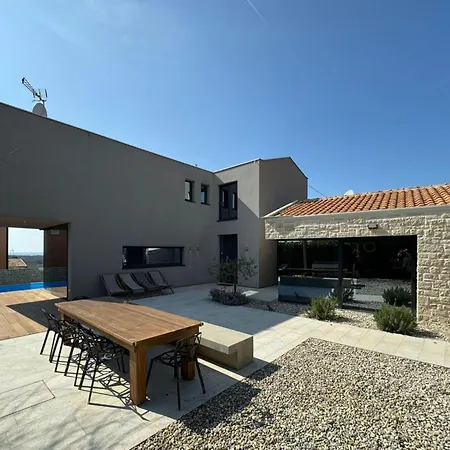 Meryema - Excellent With Sea View Porec