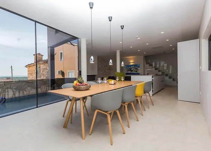 Villa Meryema - Excellent With Sea View Poreč